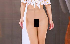 日月俱乐部 小圈子内部 雯雯衬衫丝袜秀 2V