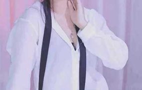 畅聊 小妖妹 擦边尺度诱惑热舞38V【2.59G】