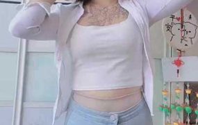 快手 宝粉 大奶萌妹骚舞诱惑9V