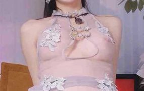 直播 Kiki 2025国民女神紫色战袍丝袜诱惑6V【6.37G】