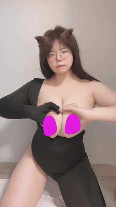抖音 夏夏 童颜肥臀G奶抖奶裸舞19V